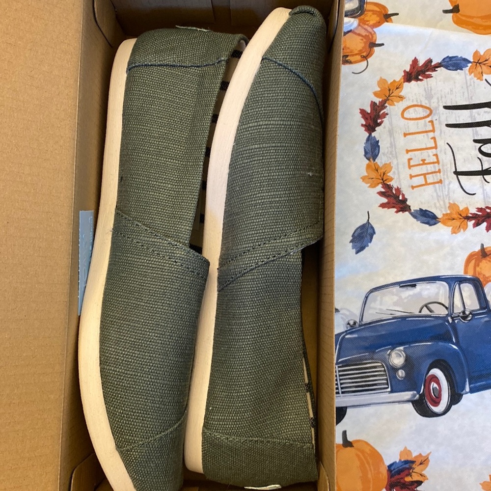 Toms shoes